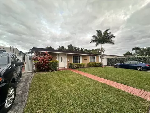 2901 SW 118th Ct, Miami, FL 33175