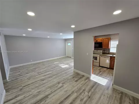 407 SW Natura Ave #C, Deerfield Beach, FL 33441
