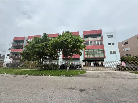 6070 W 19th Ave #201, Hialeah, FL 33012