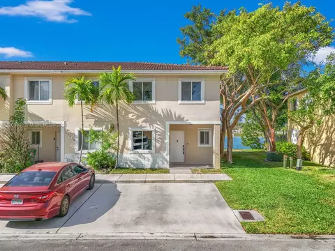 17372 SW 139th Ct, Miami, FL 33177