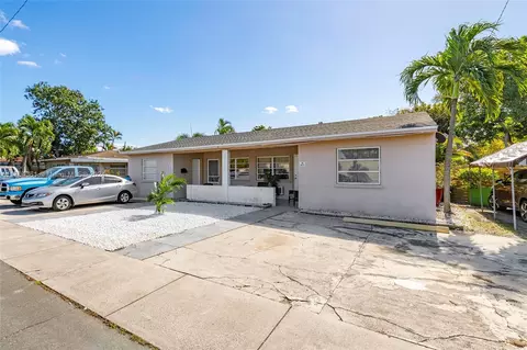 43 SW 10th St, Dania Beach, FL 33004