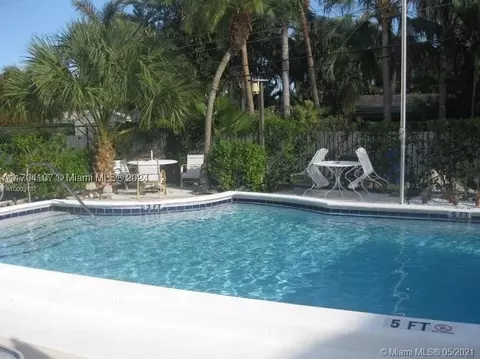 1520 Mckinley St #106E, Hollywood, FL 33020