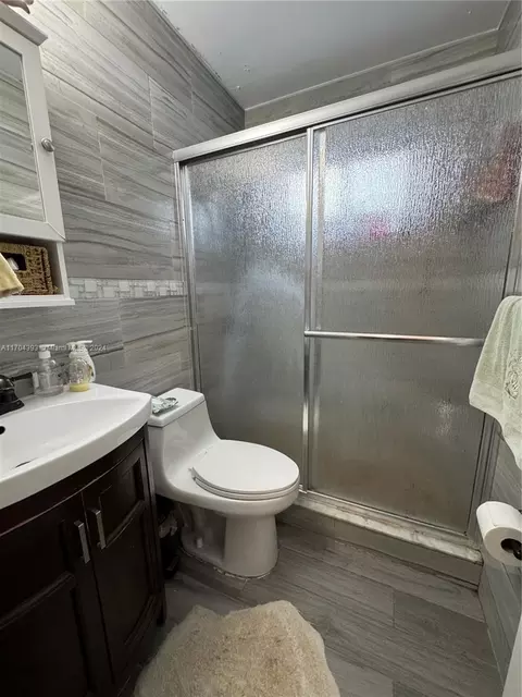 298 E 14th St, Hialeah, FL 33010 photo 8