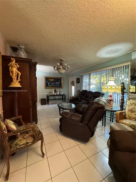 298 E 14th St, Hialeah, FL 33010 photo 4