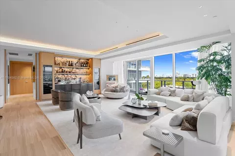 4701 N Meridian Ave #503, Miami Beach, FL 33140