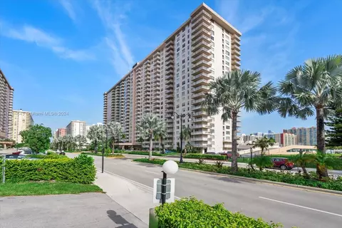 250 174th St #2110, Sunny Isles Beach, FL 33160