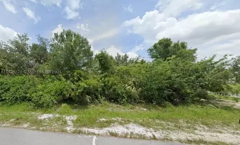 60086010 Lacota Ave, Fort Myers, FL 33905