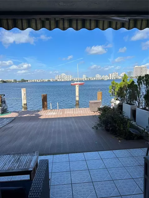 2781 NE 165th Ter #22, North Miami Beach, FL 33160