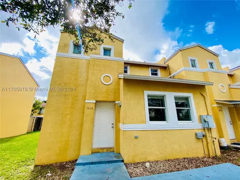 1620 NE 5th St #1620, Homestead, FL 33033