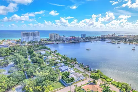 755 N Northlake Dr, Hollywood, FL 33019