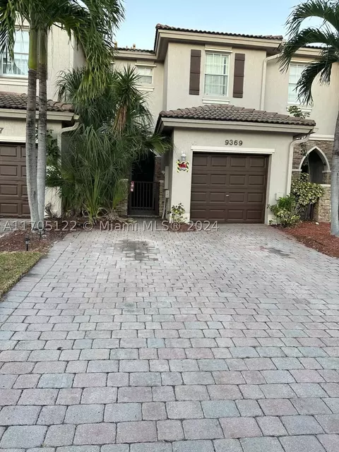 9369 SW 219th St #9369, Cutler Bay, FL 33190