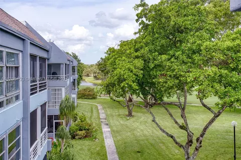 8331 Sands Point Blvd #C306, Tamarac, FL 33321