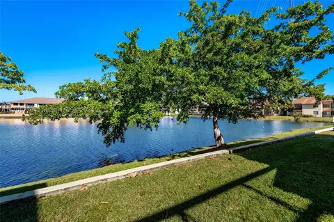 475 NW 210th St #103, Miami Gardens, FL 33169