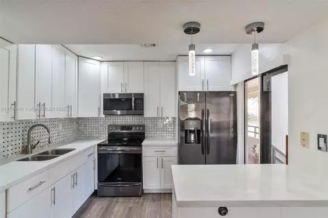20150 NE 3rd Ct #6, Miami, FL 33179