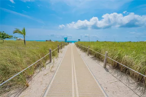 9801 Collins Ave #18X, Bal Harbour, FL 33154