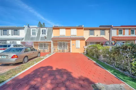 1687 W 68th St #1687, Hialeah, FL 33014 photo 4