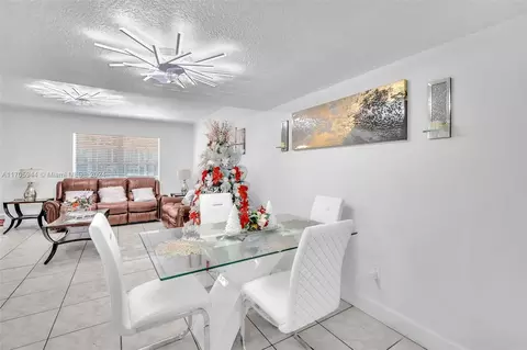 1687 W 68th St #1687, Hialeah, FL 33014 photo 9