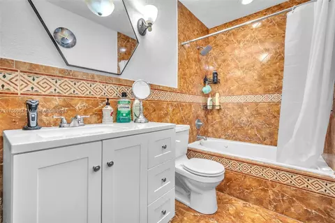1687 W 68th St #1687, Hialeah, FL 33014 photo 19