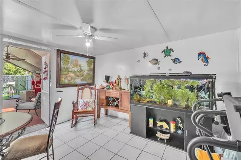 1687 W 68th St #1687, Hialeah, FL 33014 photo 27