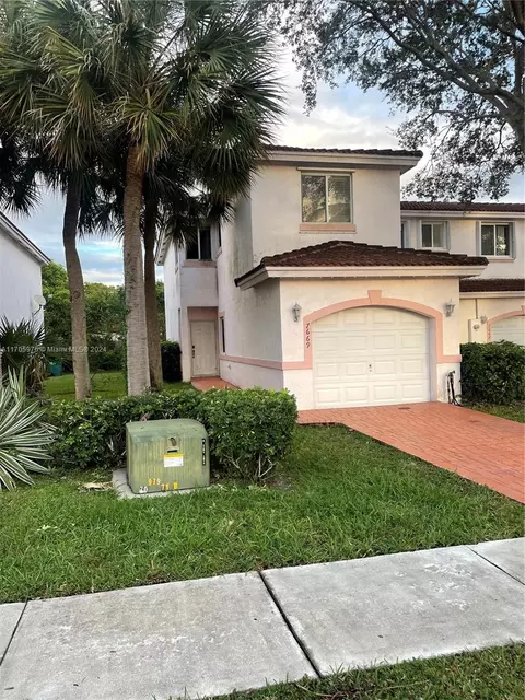 7669 Tamarac Island Cir #7669, Tamarac, FL 33321