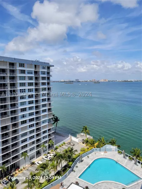 1881 79th St Cswy #1403, North Bay Village, FL 33141