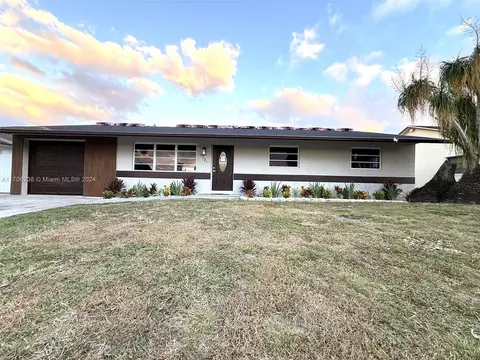 1721 SW 97th Ter, Miramar, FL 33025