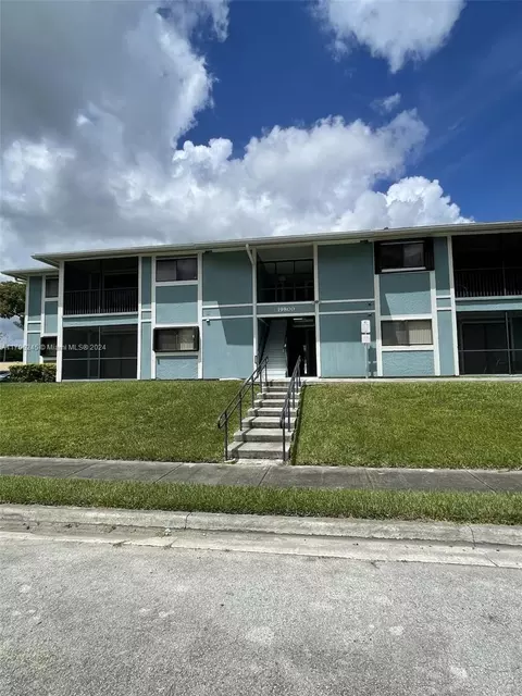19800 SW 103rd Ct #105, Cutler Bay, FL 33157
