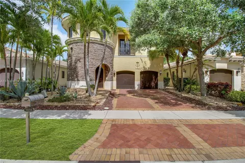 7086 Spyglass Ave, Parkland, FL 33076