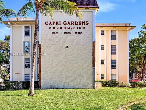 11905 NE 2nd Ave #C305, North Miami, FL 33161
