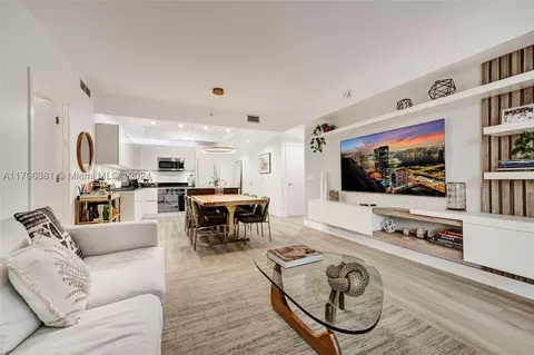 1010 Brickell Ave #4009, Miami, FL 33131