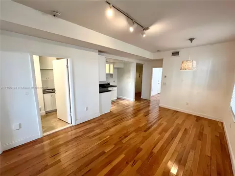 1117 Euclid Ave #102, Miami Beach, FL 33139