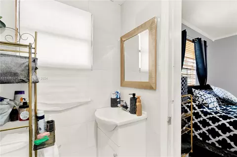 Bath - 703 E 37th St, Hialeah, FL 33013 photo 1 of 4