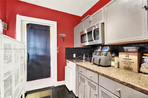 Other - 703 E 37th St, Hialeah, FL 33013 photo 11 of 18