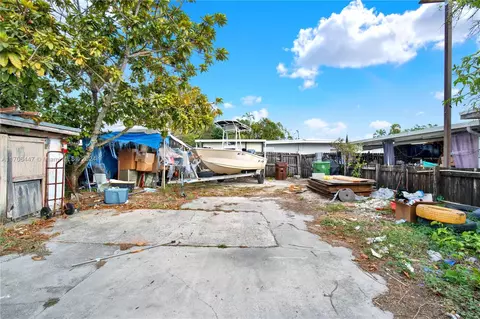 Exterior - 703 E 37th St, Hialeah, FL 33013 photo 3 of 7