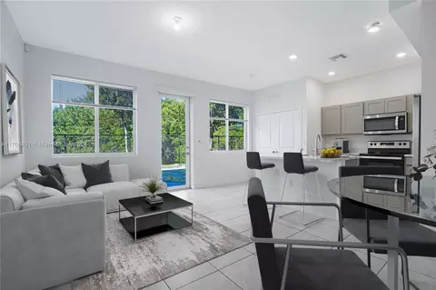 20884 NW 9th Path, Miami Gardens, FL 33169