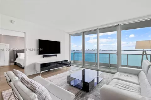 1331 Brickell Bay Dr #1203, Miami, FL 33131