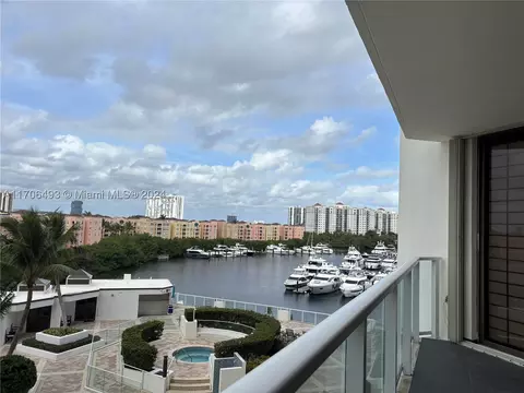 19500 Turnberry Way #5C, Aventura, FL 33180