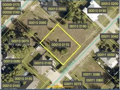 2420-2422 Herb Ave, Lehigh Acres, FL 33973