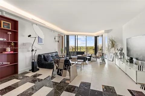 4000 NE Towerside Ter #1109, Miami, FL 33138