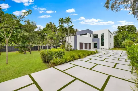 1401 SW 5th Ct, Fort Lauderdale, FL 33312