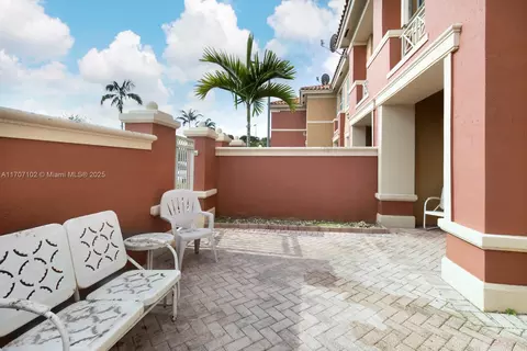 11411 NW 60th St #274, Doral, FL 33178