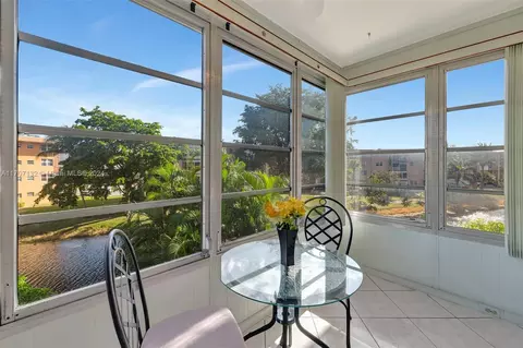 2900 NW 47th Ter #310A, Lauderdale Lakes, FL 33313