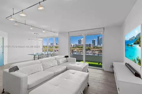 500 Three Islands Blvd #127, Hallandale Beach, FL 33009