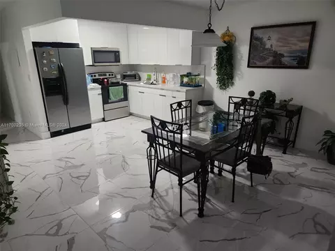 Kitchen - 1725 W 58th St, Hialeah, FL 33012 photo 1 of 3