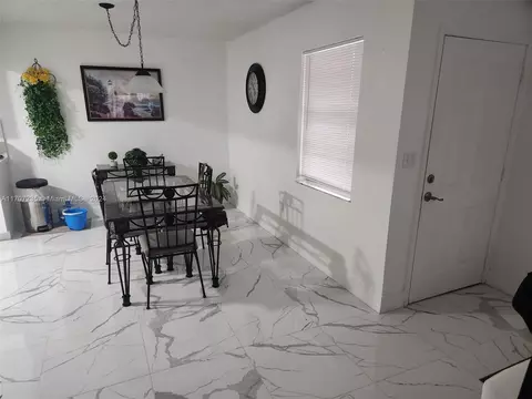Dining - 1725 W 58th St, Hialeah, FL 33012 photo 1 of 2