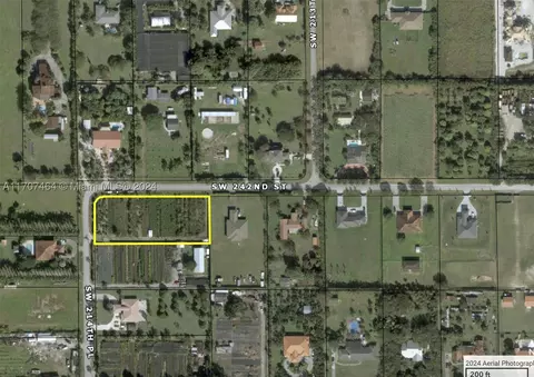 24201 SW 214 Pl, Homestead, FL 33031