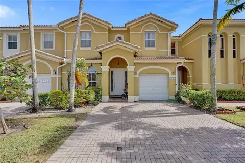 11763 SW 137th Path, Miami, FL 33186