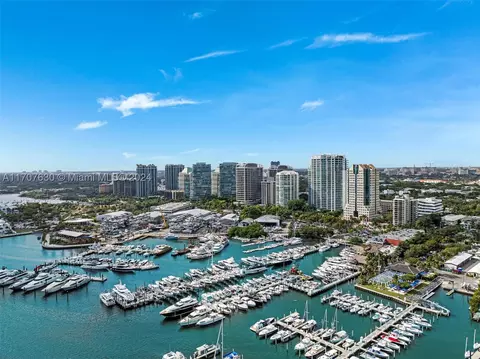 2627 S Bayshore Dr #606, Miami, FL 33133