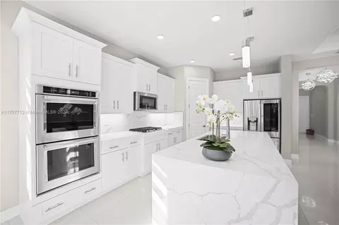 9240 E Meridian Dr E, Parkland, FL 33076