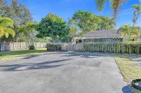 930 NW 53rd St #0, Pompano Beach, FL 33064